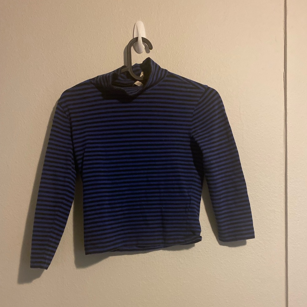 Frenchi blue striped crop top
